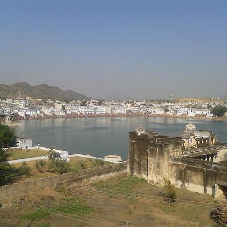Pushkar Lake Palace Exteriör bild