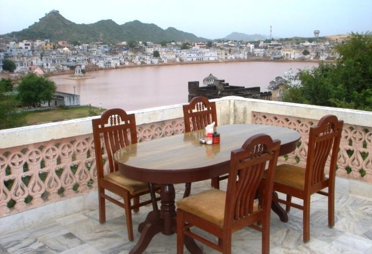 Pushkar Lake Palace Exteriör bild